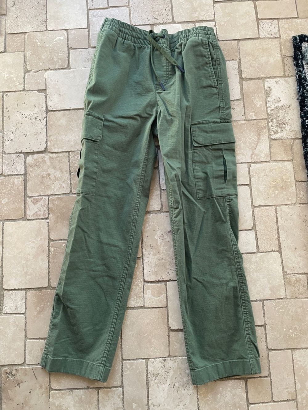Vineyard Vines Boys Olive Green Cargo Pants - Drawstring Waist Pull On Small
